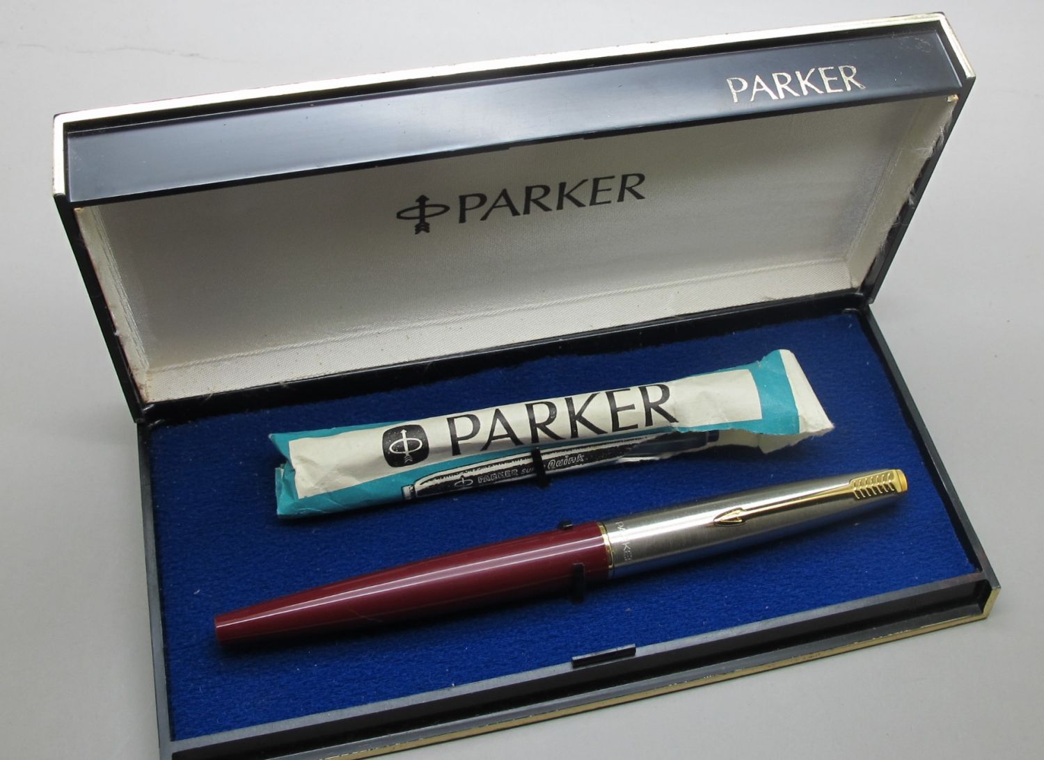 Parker 45 Plumín Oro
